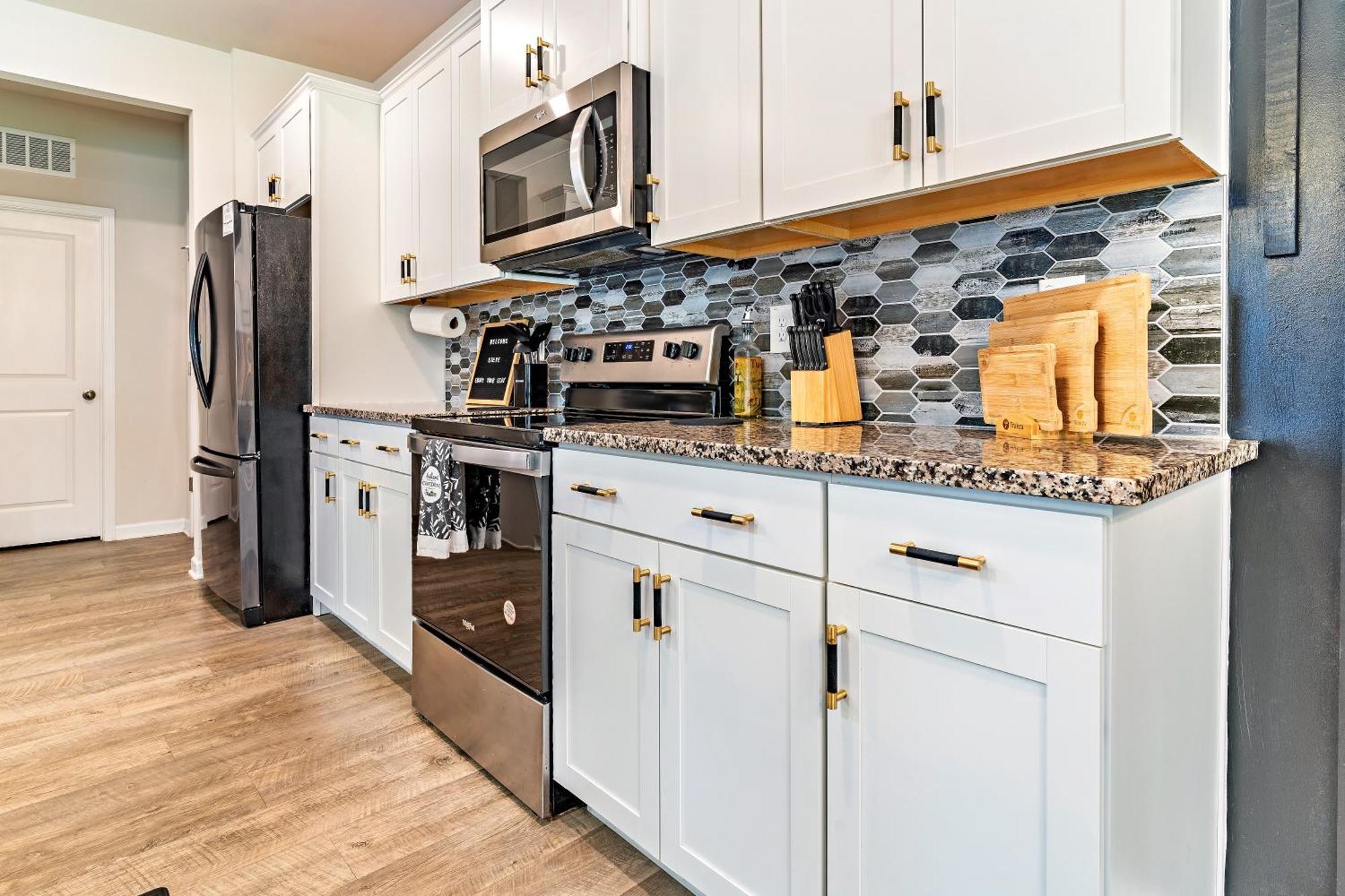Raleigh Luxe Family Retreat- 15 Min To Downtown, Kids Gear, Fast Wifi For Wfh, Ev & Pet Friendly别墅 外观 照片